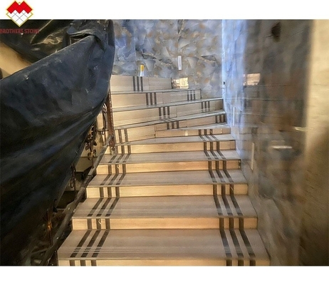 Wasserabsorption von etwa 0,12% Moderne verglaste Porzellan-Treppenfliesen für Treppen