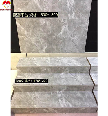 Wasserabsorption von etwa 0,12% Moderne verglaste Porzellan-Treppenfliesen für Treppen