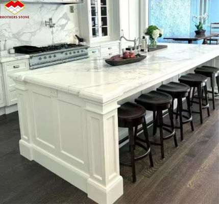 Modernes Design Italien Weiße Calacatta Marmorplatte für Küchentisch und Wandplatte