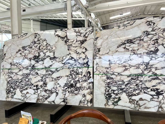 Calacatta Viola Marmorplatten Zeitloser italienischer Stein für Küchen- und Badezimmerprojekte