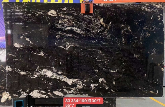 Polsterte Gucci Schwarze Kosmische Granitplatte aus Brasilien für moderne Küche und Bad