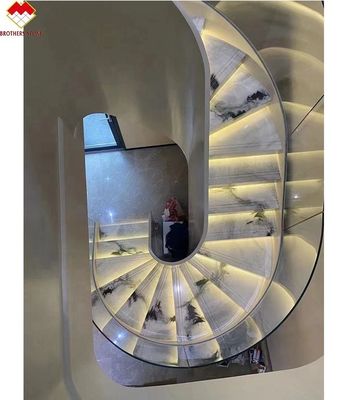 Marmorgelbelag Spirale Treppe mit Panda-weißen Marmortreppen und Steiger