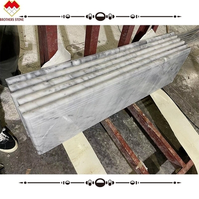 Modernes Design Naturstein Treppe Schritt Treten und Aufsteiger für Treppe Landung Grau Marmor