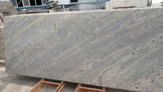 Polsterte Kaschmir-Weißgranit-Stein-Außen- und Innenfußbodenfliesen in Indien
