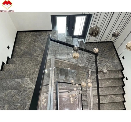 LED-Treppenlicht Gerade Spirale Marmorschritte mit Naturmarmor Steintreppenmaterial