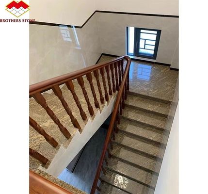 Granit aus poliertem kalifornischem Gold für Treppen und Türrahmen im modernen Außenbereich