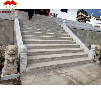 Außengranitplatte mit modernem Design und Granittreppen