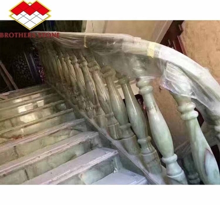 Weiß-grüner Onyx-Marmor-Handgriff für Treppen modern polierte Balustraden