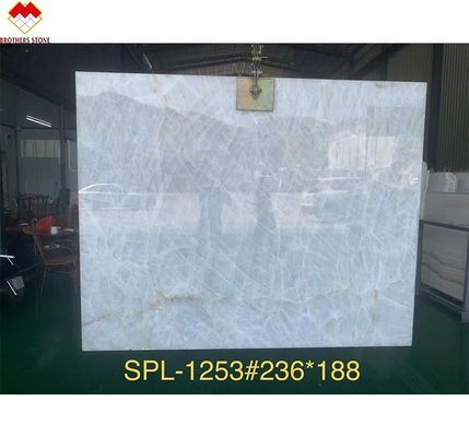 Durchsichtige Royal White Onyx Fliesen Große Felsplatten-Steinform mit 0,12% Wasserabsorption