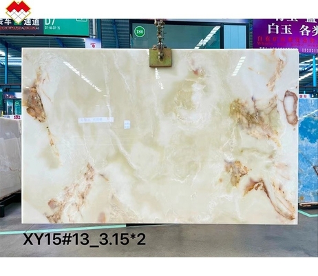 Durchsichtige weiße Onyx-Marmor-Große Platte mit Hintergrundbeleuchtung Rot/Gold-Adern für Hoteldekoration