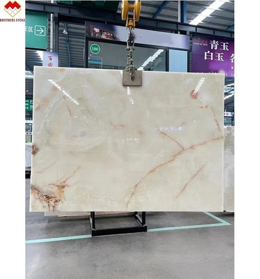 Durchsichtige weiße Onyx-Marmor-Große Platte mit Hintergrundbeleuchtung Rot/Gold-Adern für Hoteldekoration