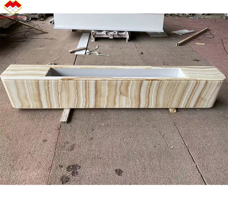 Maßgeschneiderter weißer Onyx-Marmor-TV-Tisch-Stand Set Holz-Look-Zentrumstisch mit weißen Holzvenen Elegante Wohnzimmermöbel