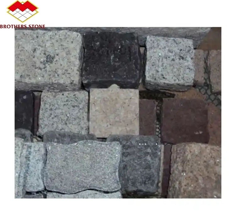Verbessern Sie Ihr Haus mit einem nach Maß geschnittenen Grau-Flamm-Granit-Würfelstein 10x10x10